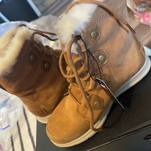 Sorel Explorer Joan Boots